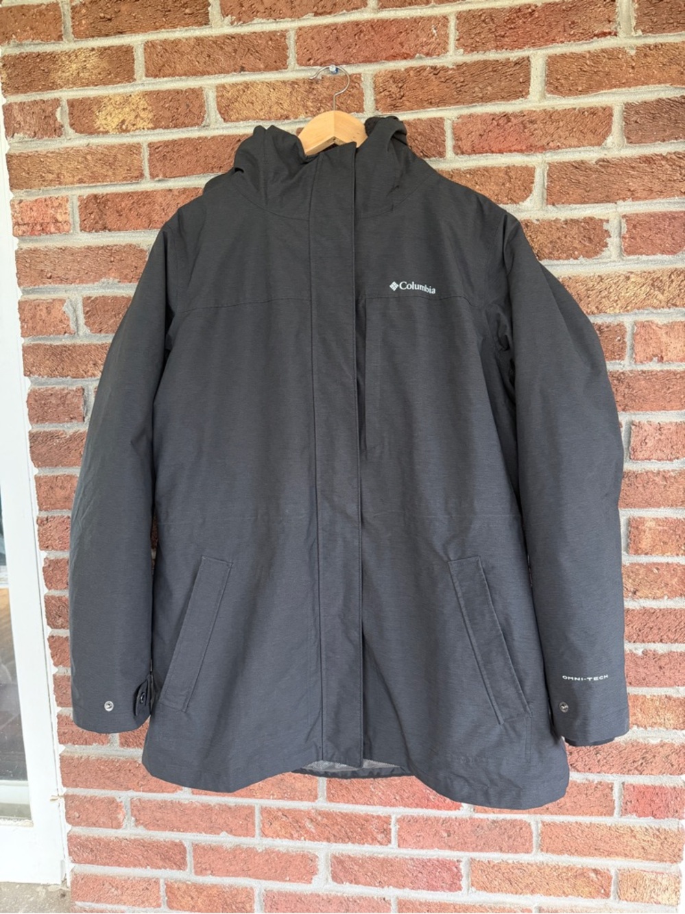 columbia winter interchange coat jacket. womens xl.  longer.  black.  like new.